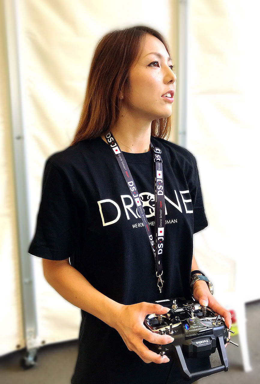 スタッフ　若菜　写真